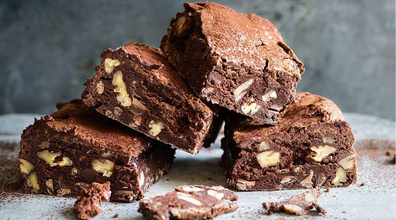 Křehké brownies čokoládové kostičky